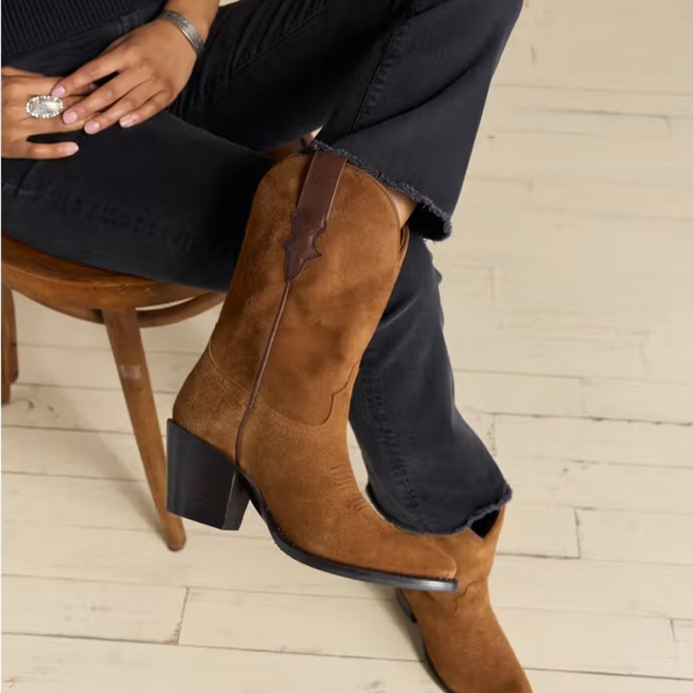 Tecovas Cassie Brown Suede Cowboy Boots